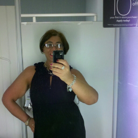 Bookmark My Closet! Let's SHOP! - Picture 3 of 5