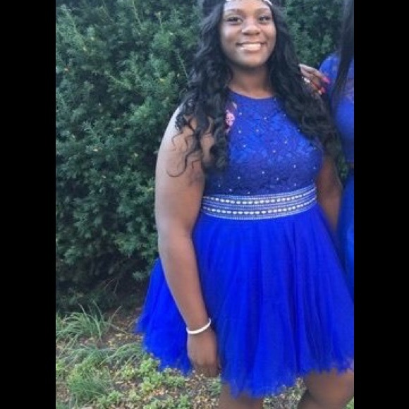 Homecoming Dress - Picture 4 of 5