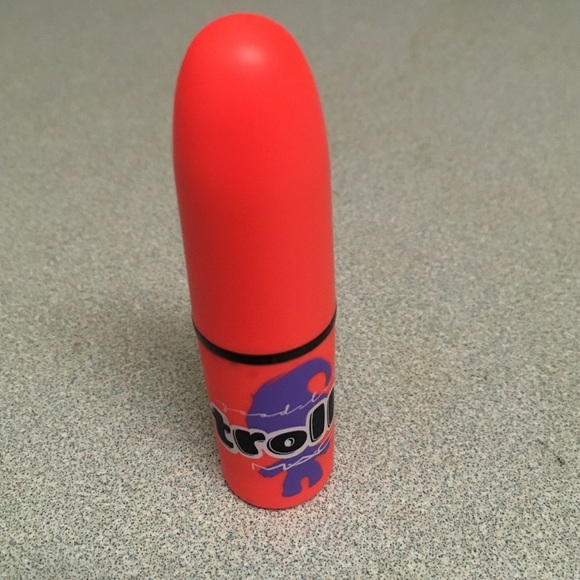 Mac limited edition pink lipstick
