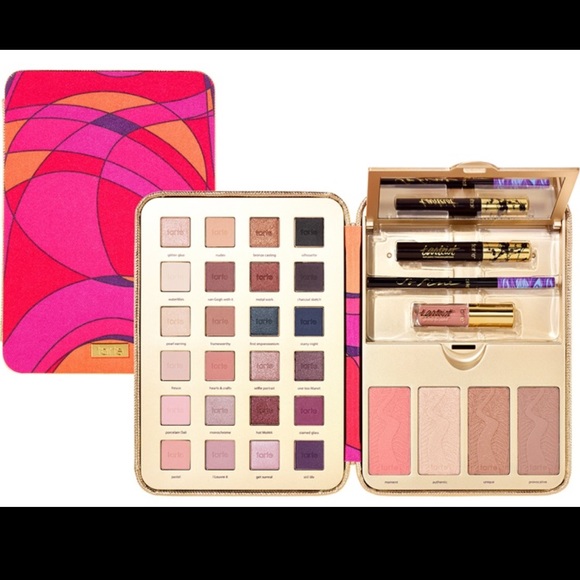 💕SOLD 💕Tarte Pretty Paintbox