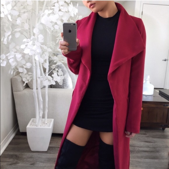 🆕Burgundy Maxi Coat ❣️