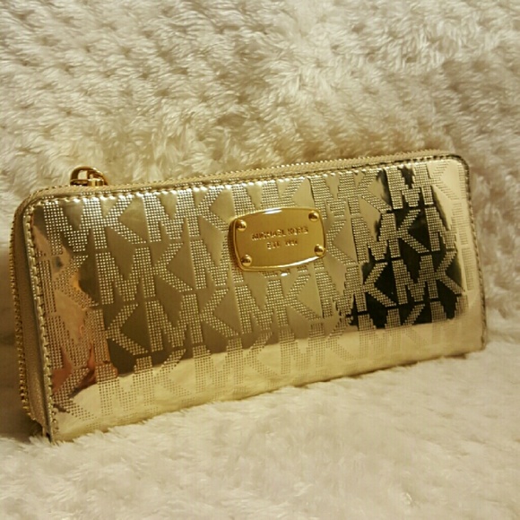 MICHAEL KORS GOLD MIRRORED LARGE WALLET