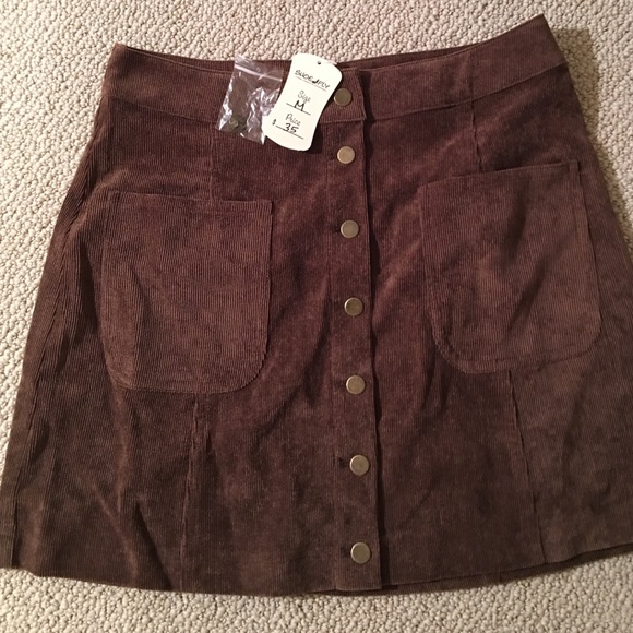 NWT boutique corduroy button up skirt