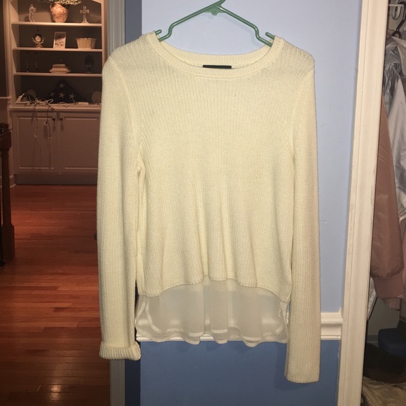 Beautiful banana republic sweater with sheer