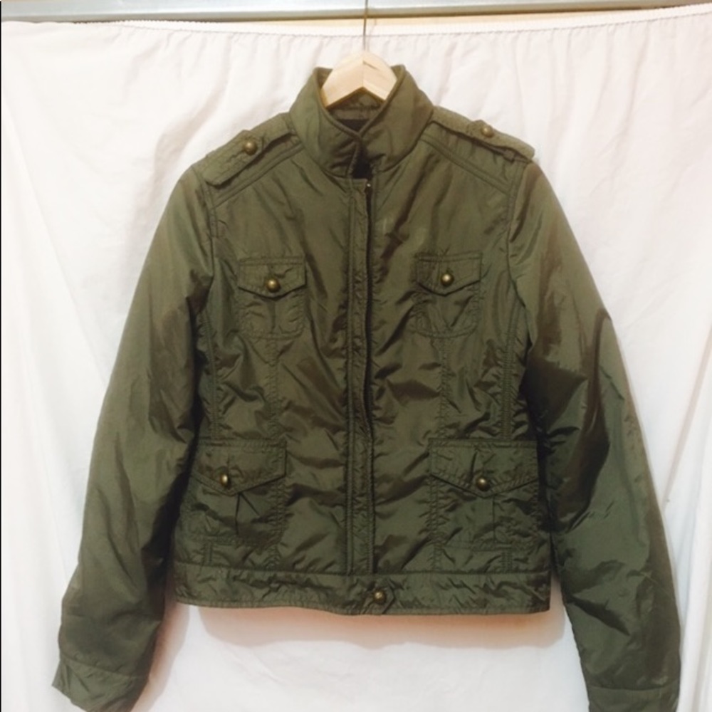 NWT BOMBER JACKET Z M BUT FITS LIKE SMALL
