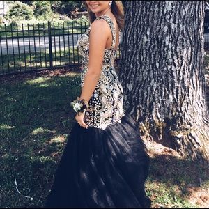PROM DRESS