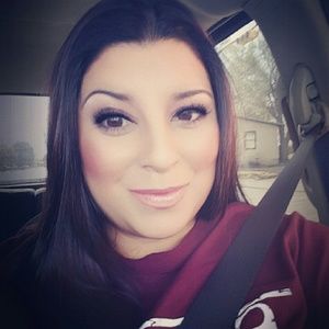 Meet your Posher, Kimberly