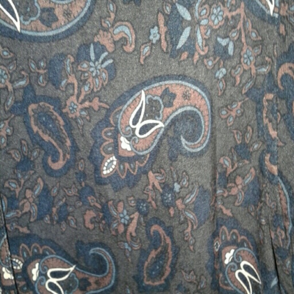 Button down top - Picture 2 of 3