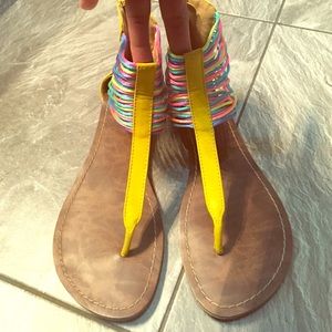 Mustard/Rainbow flat sandal