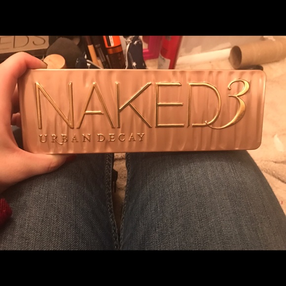 Urban Decay Naked 3