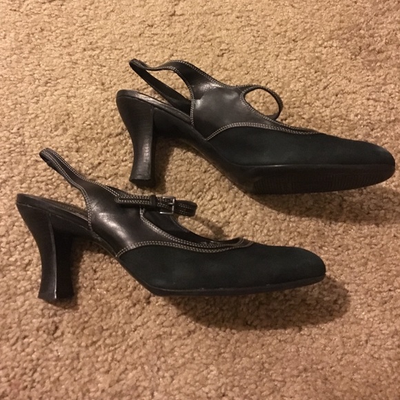 SALE Cole Haan Heels - Picture 2 of 4
