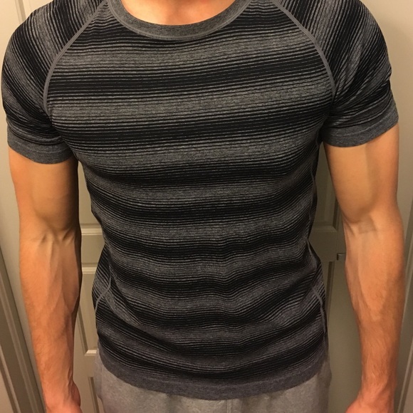 Fabletics Men's Workout Shirt