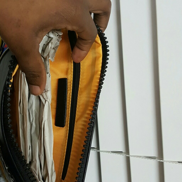 Handbag - Picture 4 of 4