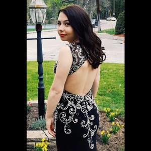 Meet your Posher, Jillian