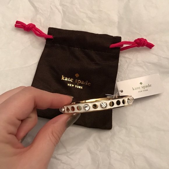 kate spade Jewelry - Sale🎉Kate Spade Spot The Spade Bangle