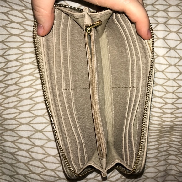Wallet - Picture 2 of 2