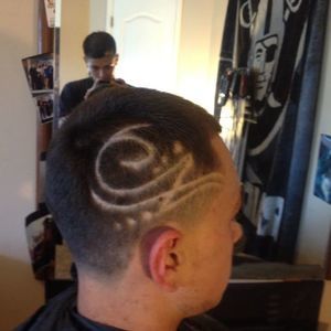 Meet your Posher, Elias