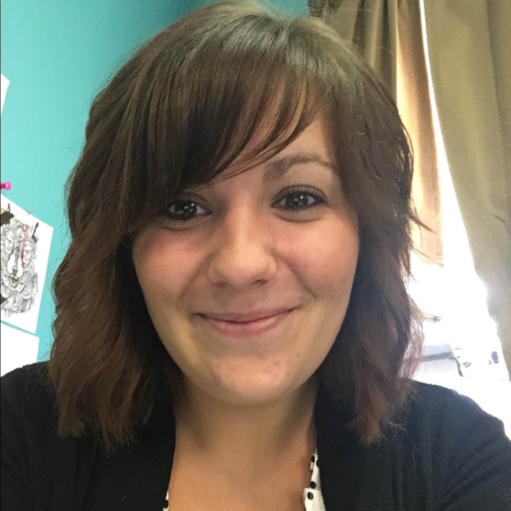 Meet your Posher, Olivia