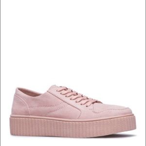 Mauve suede creepers