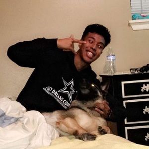 Meet your Posher, Khalil