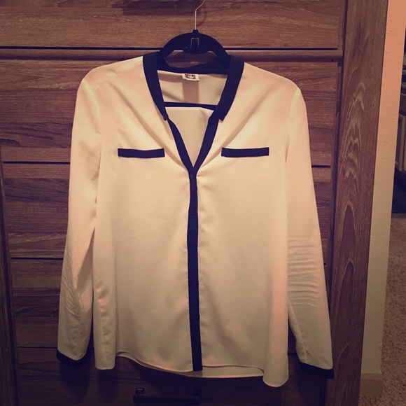 Botton up blouse