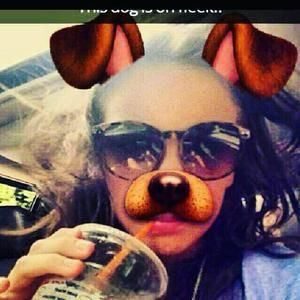 Meet your Posher, Lydia