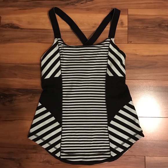 Lululemon Mint Black Top Size 6 Small Xsmall