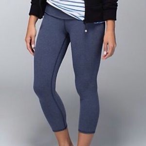 Lululemon crops