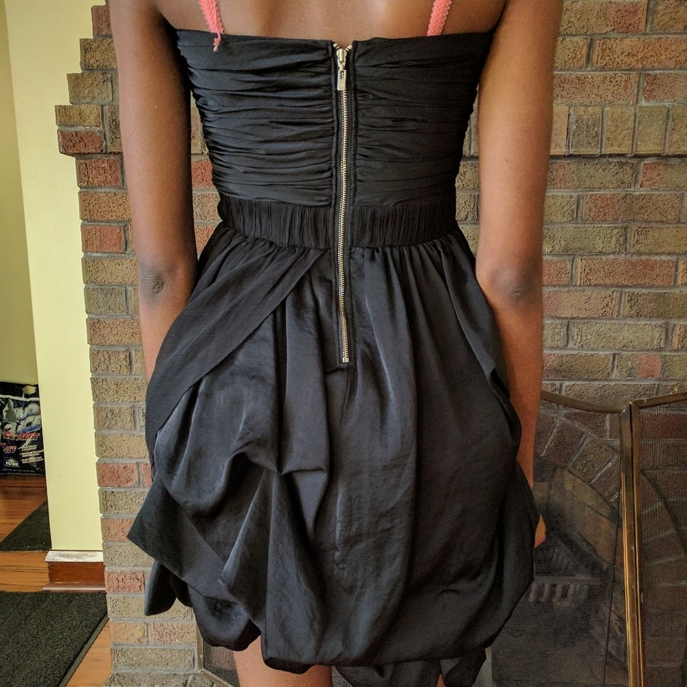 Dress - Picture 5 of 7