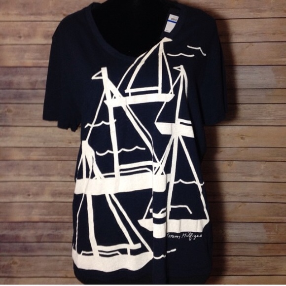 NWT Tommy Hilfiger navy blue sailboat T shirt