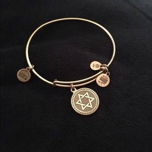 Jewish star Alex & Ani bracelet gold