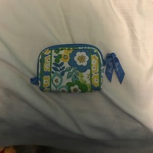 very bradley earbud case
