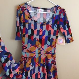 🎉NWT🎉 LulaRoe Nicole dress