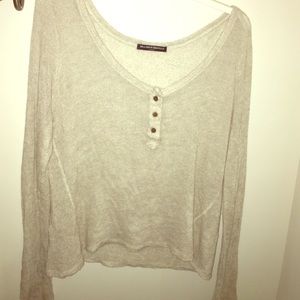 Loose long sleeve shirt