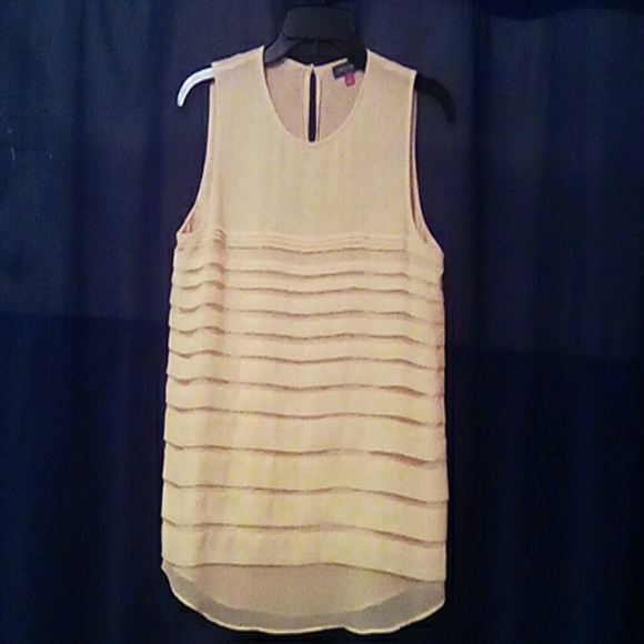 Sleeveless shirt