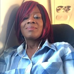 Meet your Posher, Camille