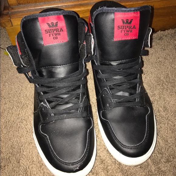 Supra high top leather black and red shoes - Picture 1 of 1