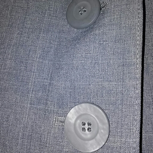 Blazer - Picture 4 of 4