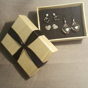 3 piece heart earrings pierced
