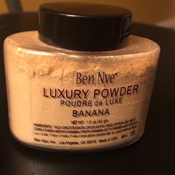 Ben Nye Banana powder