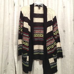 Aztec Print Cardigan - Medium