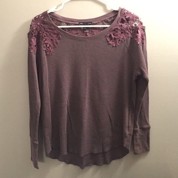 American Eagle Sweater