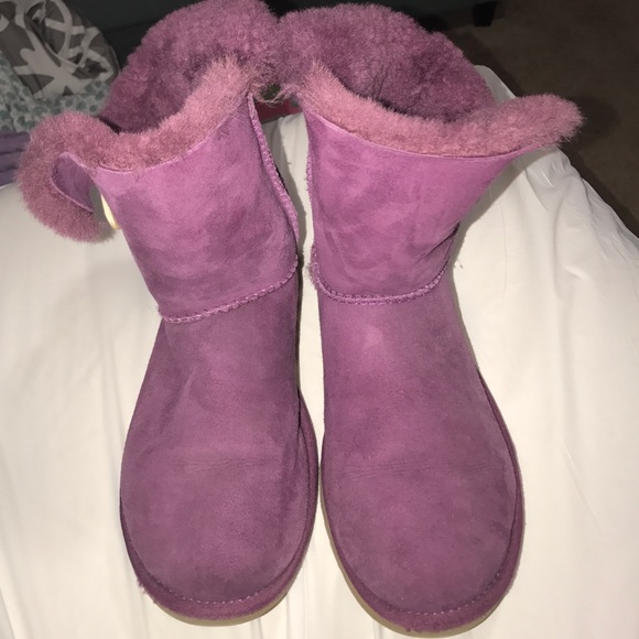 Purple bailey button uggs