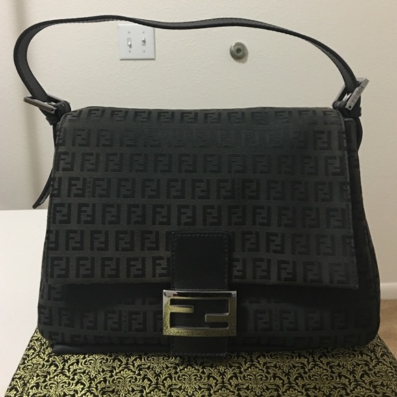 Authentic Fendi Shoulder Purse