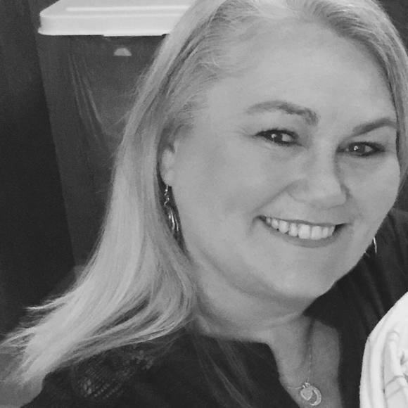 Meet your Posher, Kim - Picture 1 of 1