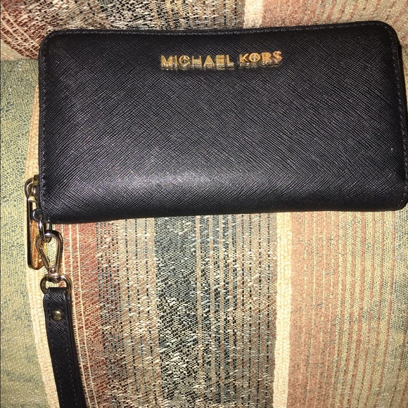 MK Wristlet wallet
