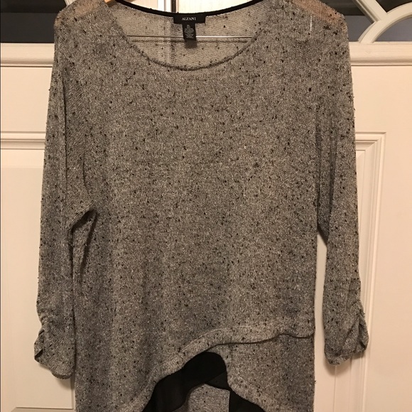 Gray sweater with black rayon hem detail