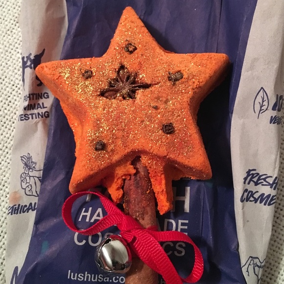 Lush Bath Bombs - Picture 2 of 3