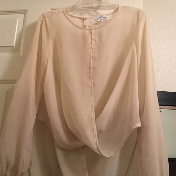 Sheer top size small great condition