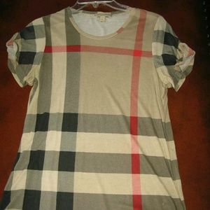 Burberry t shirt